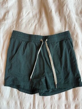 Kids Elastic-Waist Athletic Shorts in Dark Green